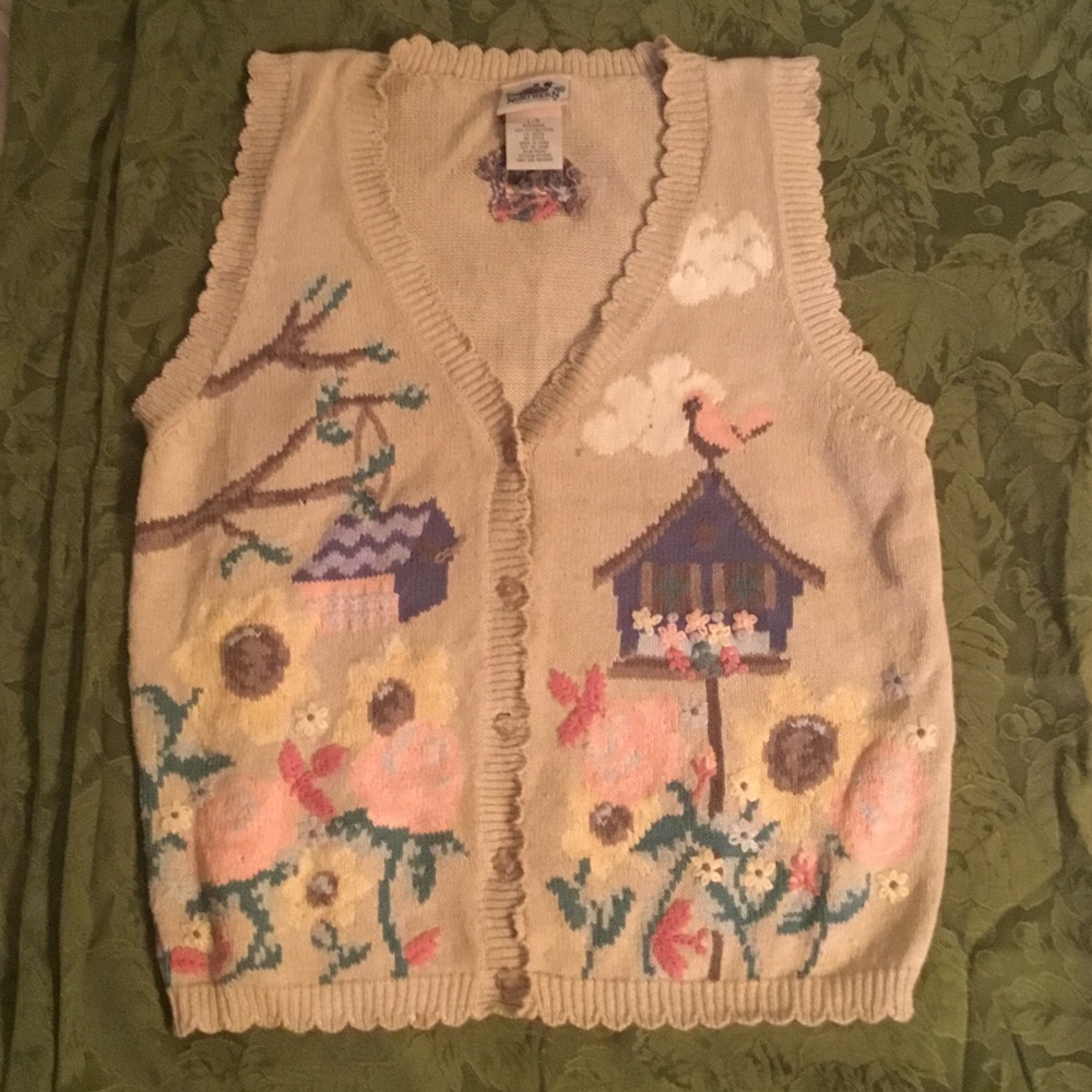 Vintage Floral Knit Vest with Birdhouse Design